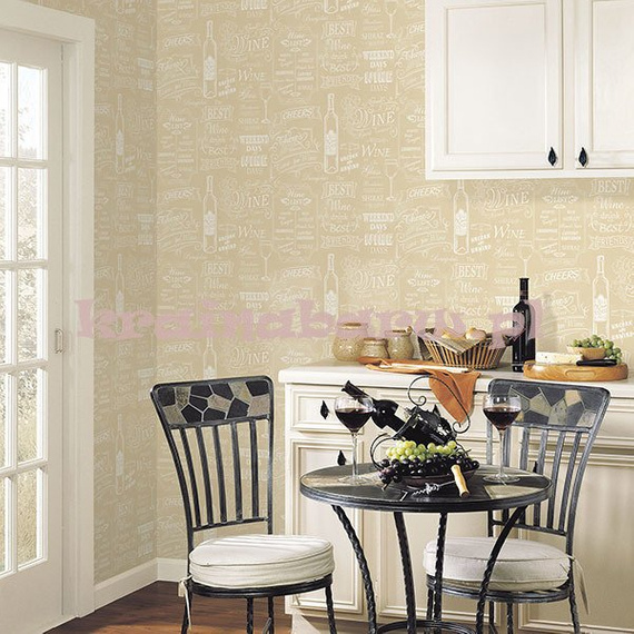 Tapeta z butelką wina i białymi napisami na czarnym tle