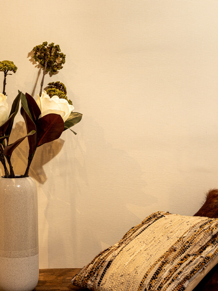 Tapeta tekstylna bezpołączeniowa Kanvazz 207 Caribou Falcon brązowa