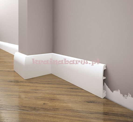 Listwa przypodłogowa LPC-06M 244 x 1,4 x 7,1cm